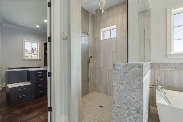 28_ZepherDrive_171_MasterCloset-ShowerEntries-min