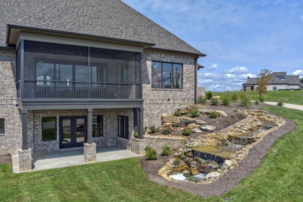 35_LanyardWay_198_Patio-WaterFeature-min