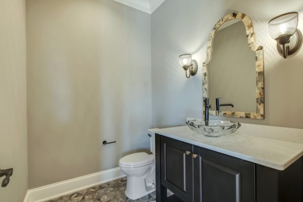 54_ZepherDrive_171_HalfBath-min