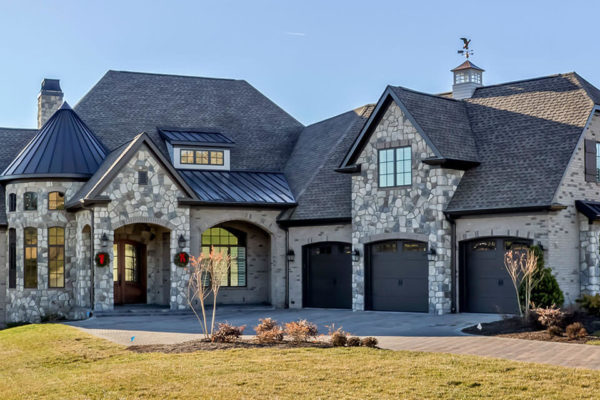 splash-front-house-image-min